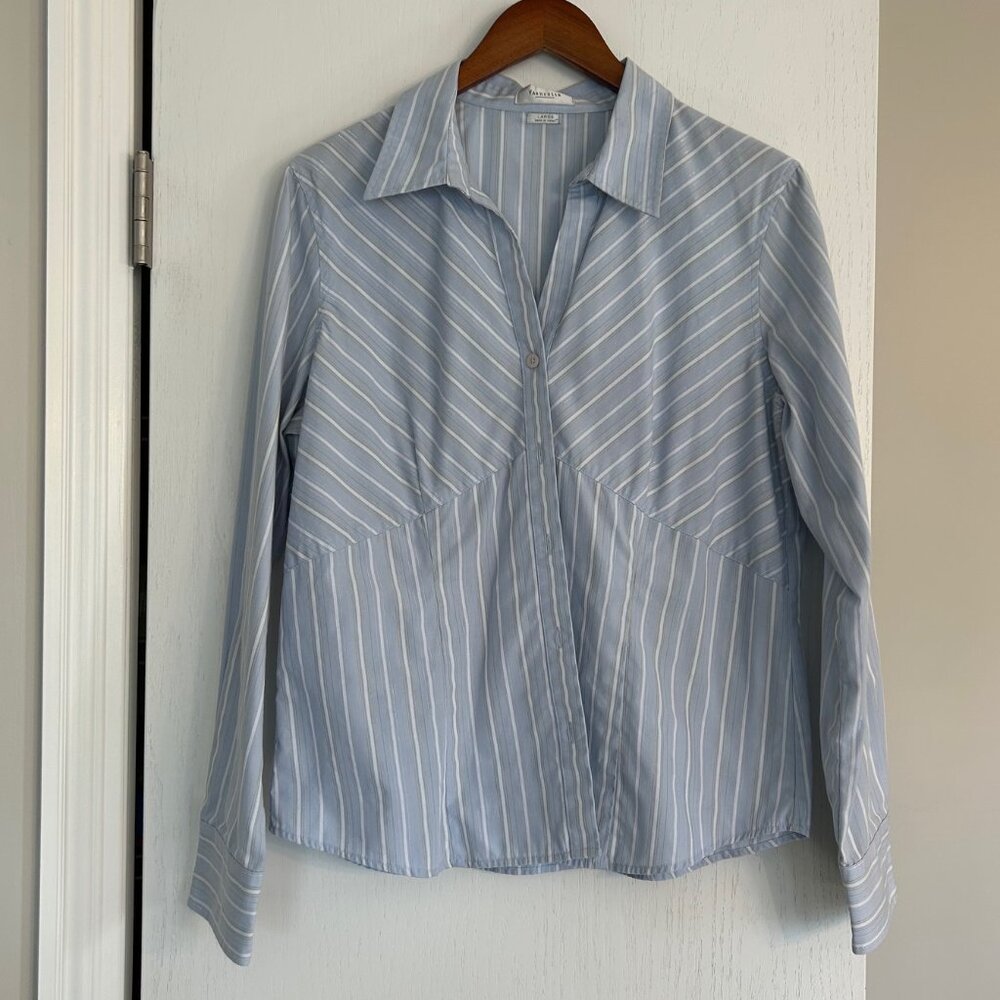 Blue Van Heusen women's button down, size large